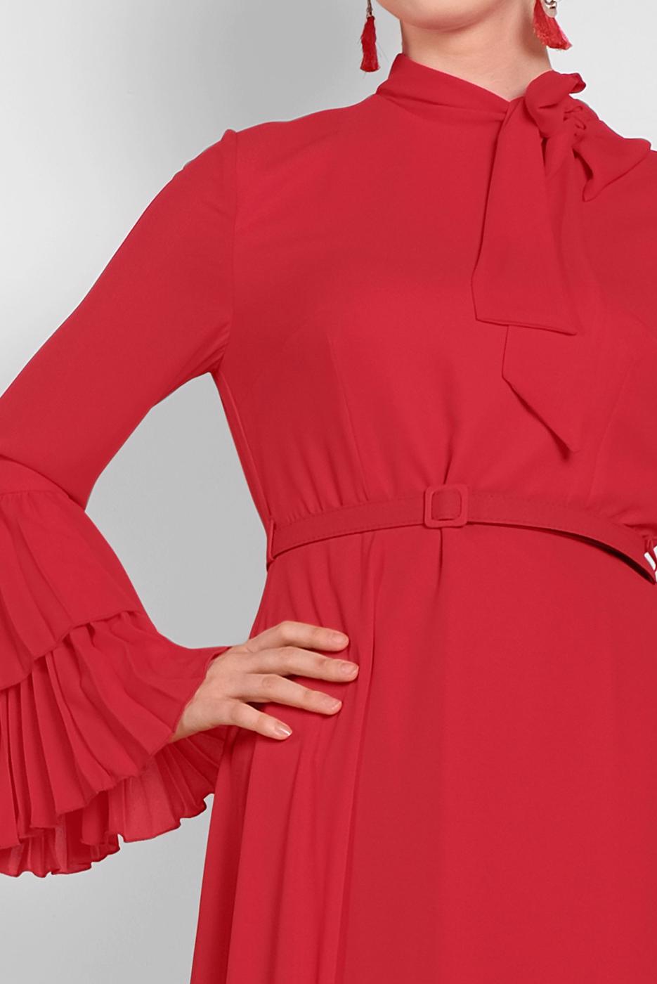 Tesettür giyim KIRMIZI ALVİNA KOLLARI PİLİSELİ ELBİSE 4219