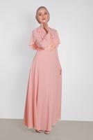 Tesettür giyim PUDRA ALVİNA NAKIŞ İŞLEMELİ VOLANLI ELBİSE 4268 