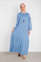 Tesettür giyim MAVİ KOLLARI NAKIŞLI MANŞETLERİ LASTİKLİ ELBİSE 4439 