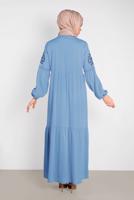 Tesettür giyim MAVİ KOLLARI NAKIŞLI MANŞETLERİ LASTİKLİ ELBİSE 4439 