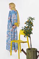 Tesettür giyim MAVİ ALVİNA ÇİÇEK DESENLİ SALAŞ ELBİSE 4932