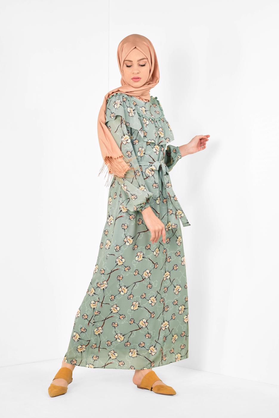 Tesettür giyim YEŞİL ALVİNA ÇİÇEK DESENLİ BELİ KUŞAKLI ELBİSE T 4950