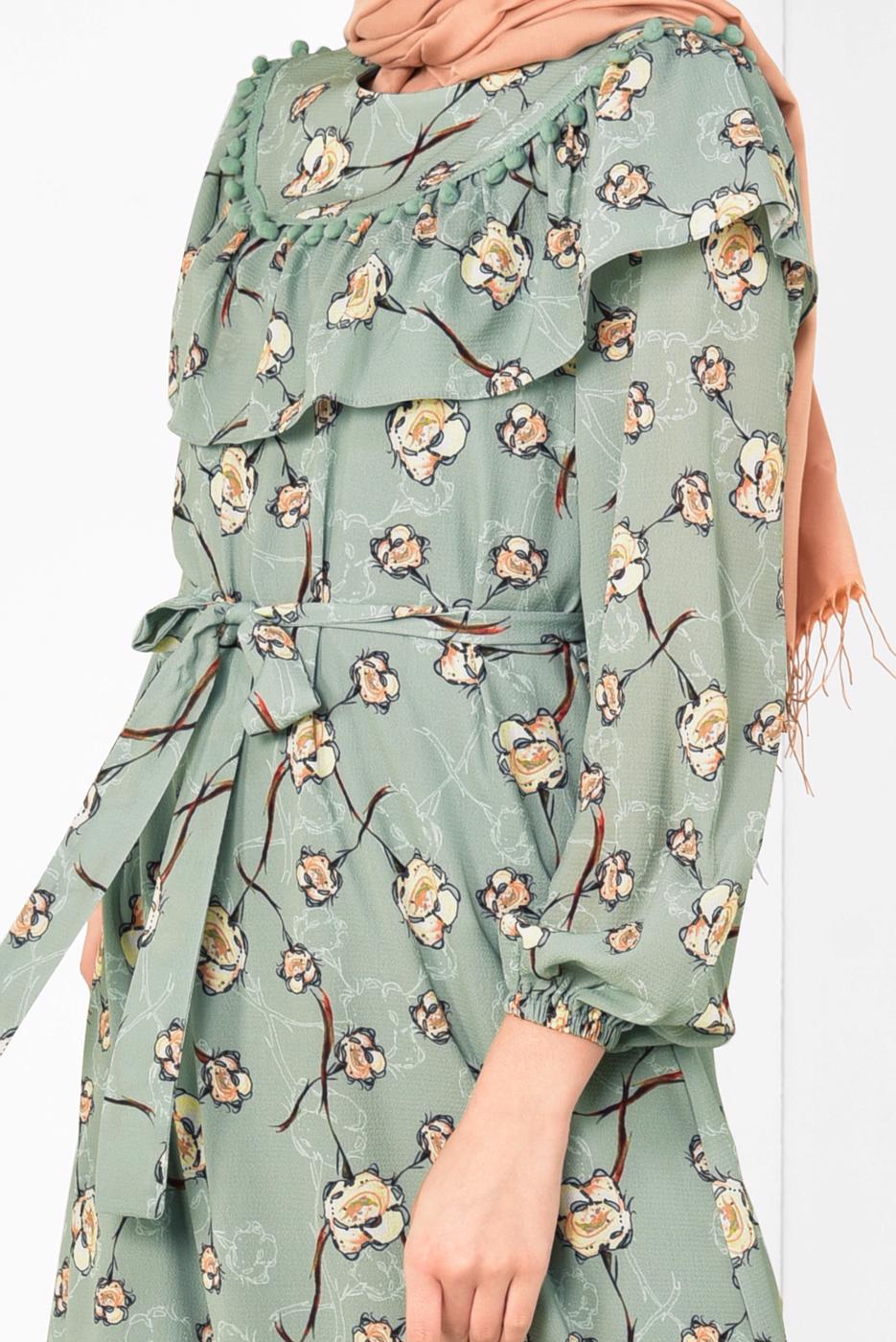 Tesettür giyim YEŞİL ALVİNA ÇİÇEK DESENLİ BELİ KUŞAKLI ELBİSE T 4950