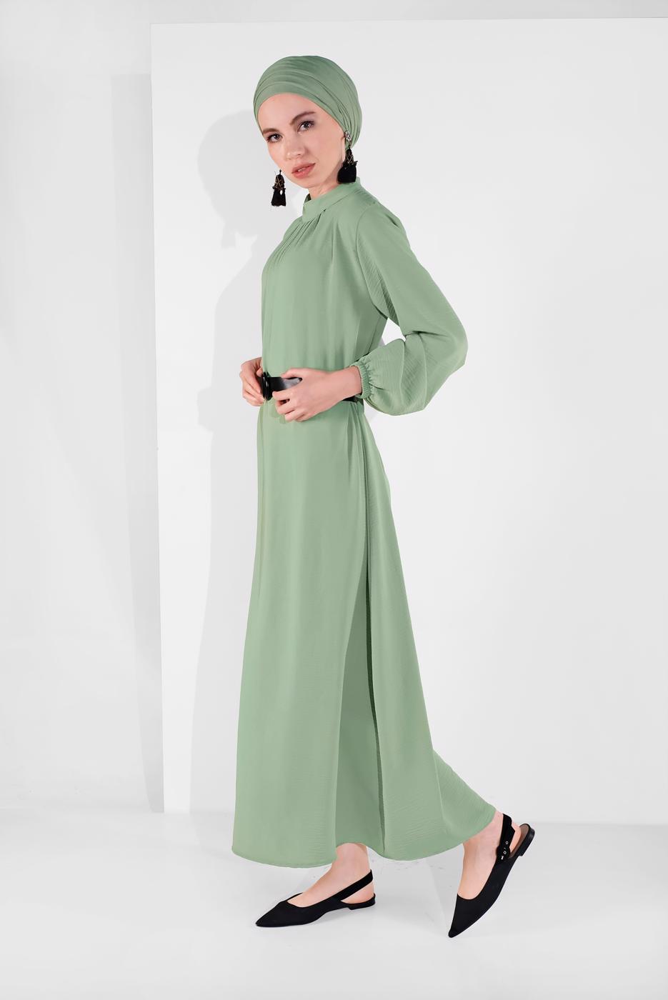 Vêtements hijab VERT ROBE AVEC CEINTURE 6951 