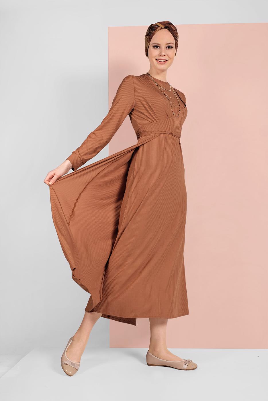 Vêtements hijab TABA ROBE TAILLE-NOUÉE 9115 