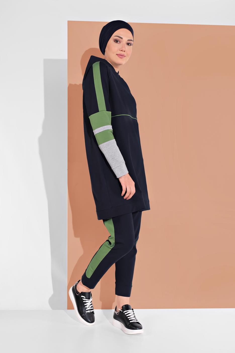 Tesettür giyim LACİVERT ŞERİTLİ İKİLİ PANTOLONLU EŞOFMAN TAKIMI 07104