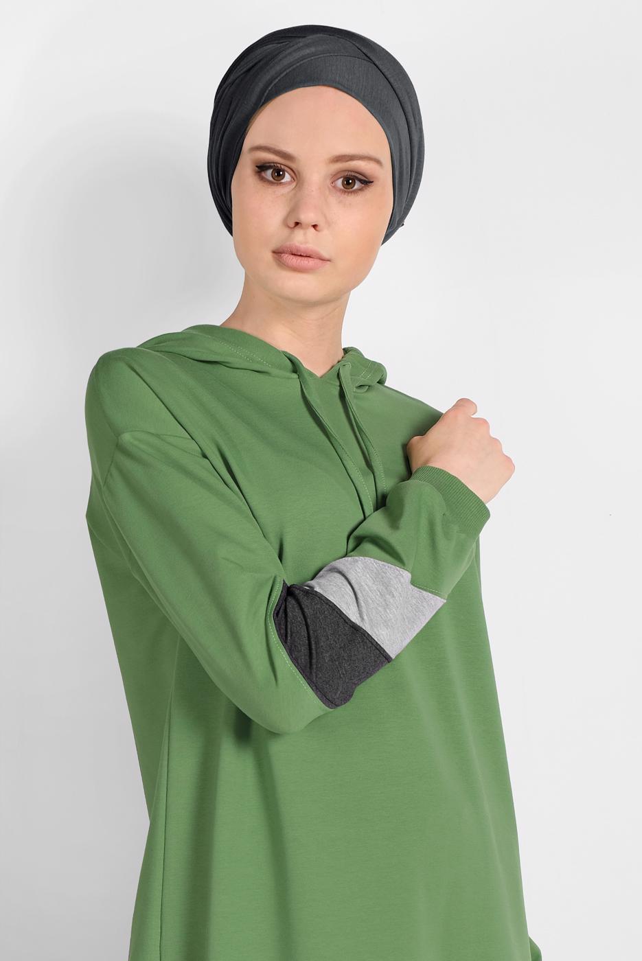 Tesettür giyim YEŞİL KAPÜŞONLU EŞOFMAN TAKIMI 46104
