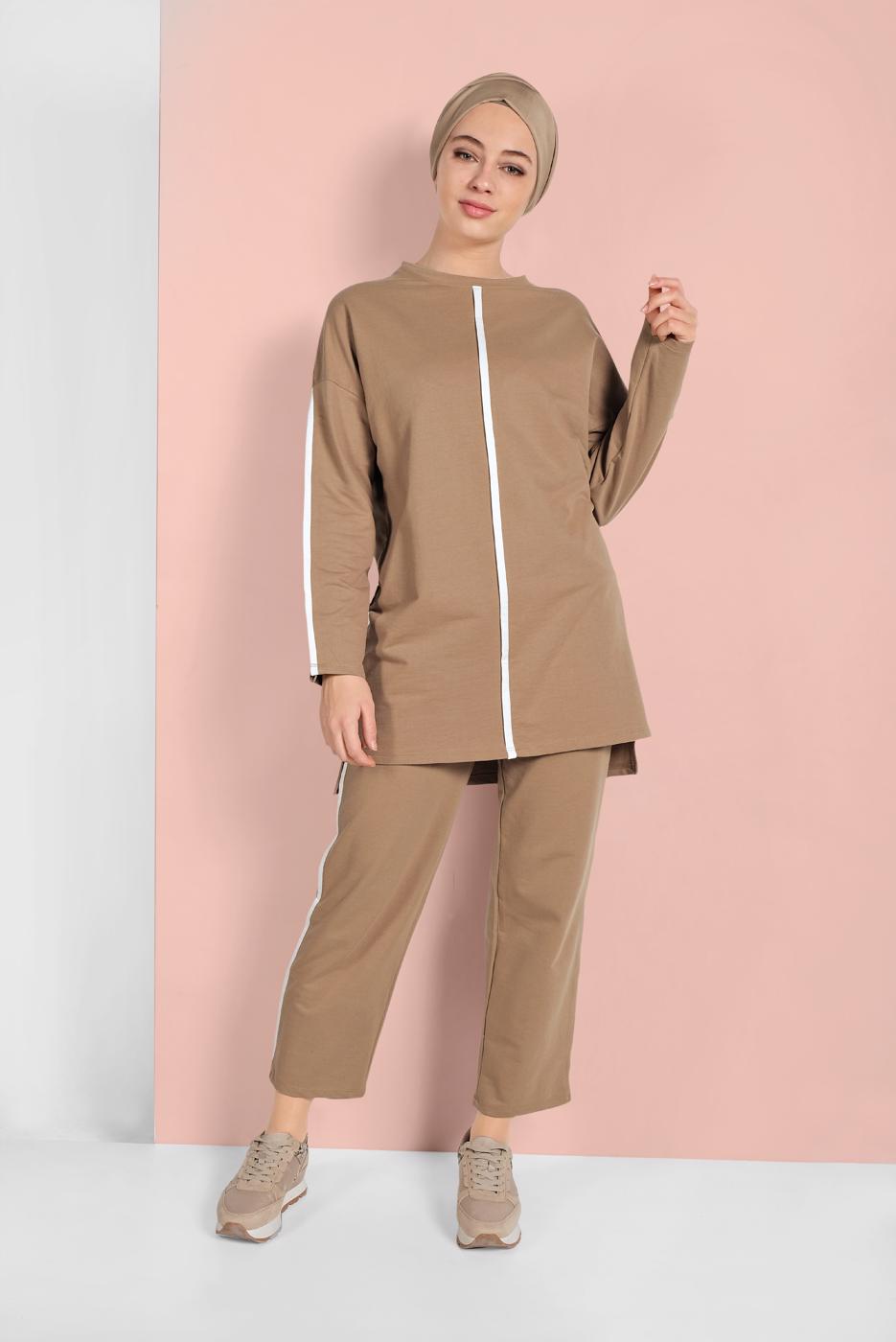 Tesettür giyim KAHVE ÇİZGİ DETAYLI EŞOFMAN TAKIM 038 