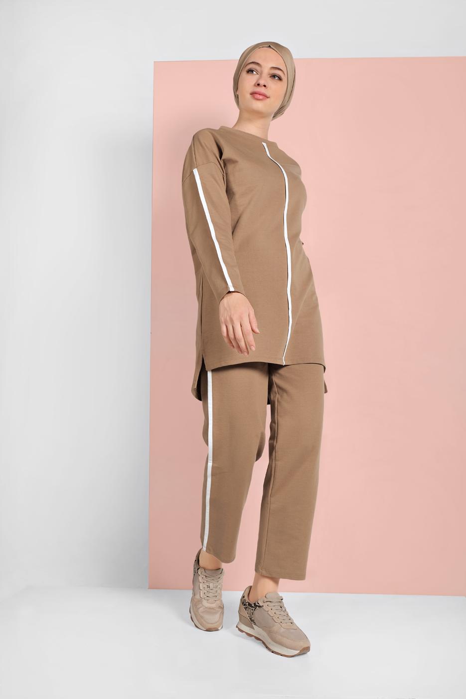 Tesettür giyim KAHVE ÇİZGİ DETAYLI EŞOFMAN TAKIM 038 