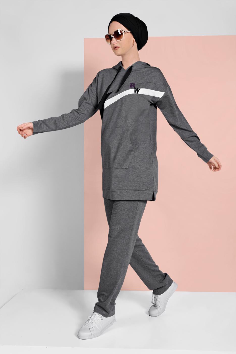 Tesettür giyim GRİ KAPÜŞONLU EŞOFMAN TAKIMI 1519