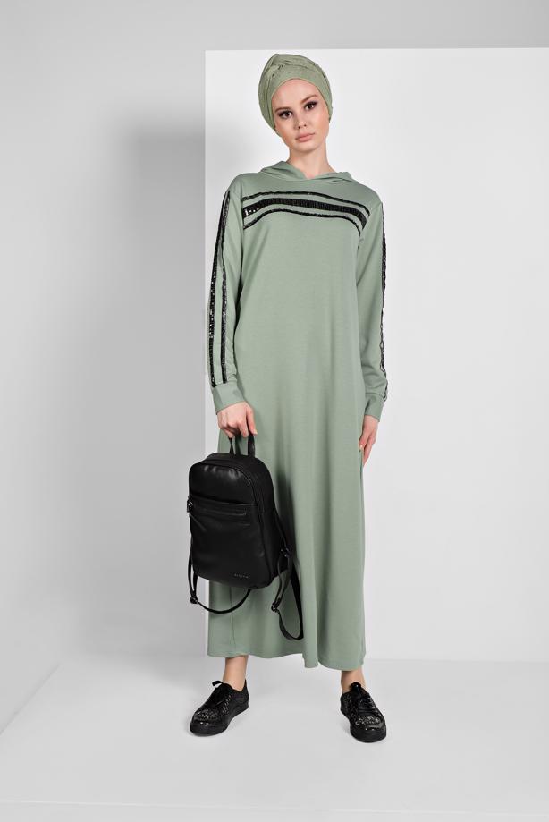 Hijab clothing GREEN SEQUINNED HOODED SPORT DRESS 6406  - TRENDTESETTÜR