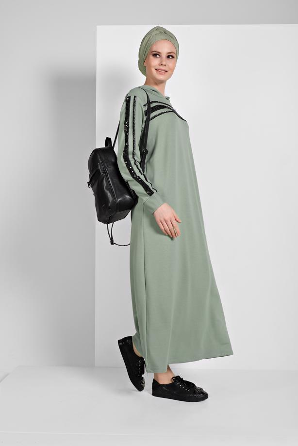Hijab clothing GREEN SEQUINNED HOODED SPORT DRESS 6406  - TRENDTESETTÜR