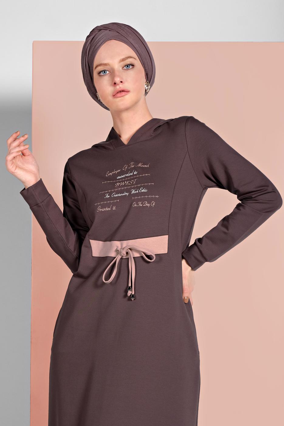 Vêtements hijab BRUN ROBE SPORT IMPRIMÉE À CAPUCHE 6819