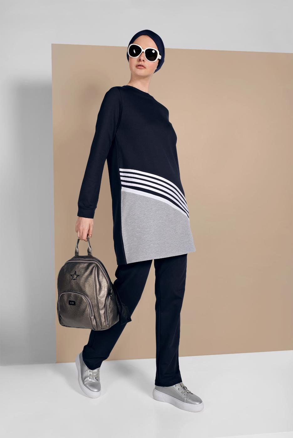 Tesettür giyim LACİVERT ŞERİT DETAYLI İKİ RENK İKİLİ PANTOLONLU EŞOFMAN TAKIMI 8619