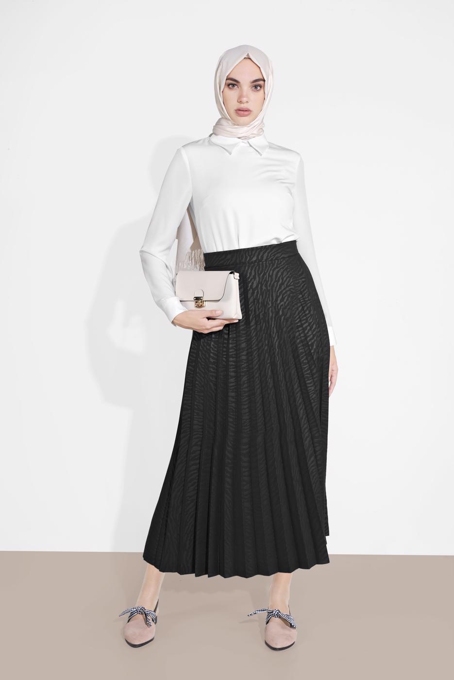 Tesettür giyim SİYAH PİLİSELİ DESENLİ ETEK  8161 
