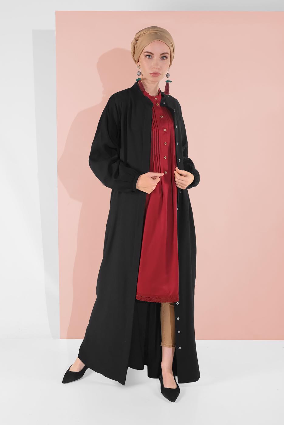 Tesettür giyim SİYAH BOYDAN DÜĞMELİ KUŞAKLI FERACE 01206 