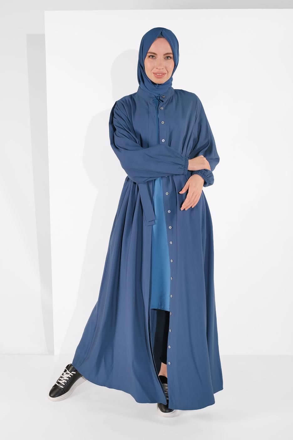 Tesettür giyim LACİVERT BOYDAN DÜĞMELİ KUŞAKLI FERACE 01206 