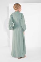 Tesettür giyim YEŞİL BOYDAN DÜĞMELİ KUŞAKLI FERACE 01206 