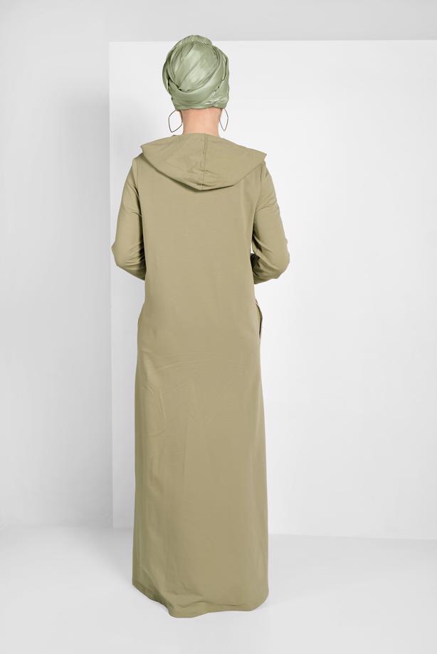 Tesettür giyim YEŞİL PUL İŞLEMELİ KAPÜŞONLU FERACE 20206 - TRENDTESETTÜR