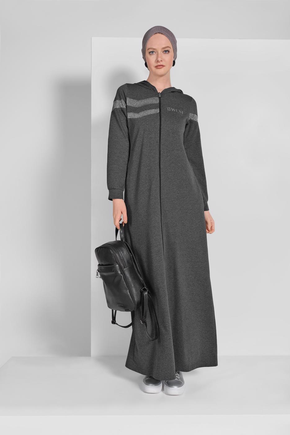 Tesettür giyim GRİ SİM DETAYLI KAPÜŞONLU BOYDAN FERMUARLI SPOR FERACE 1209 