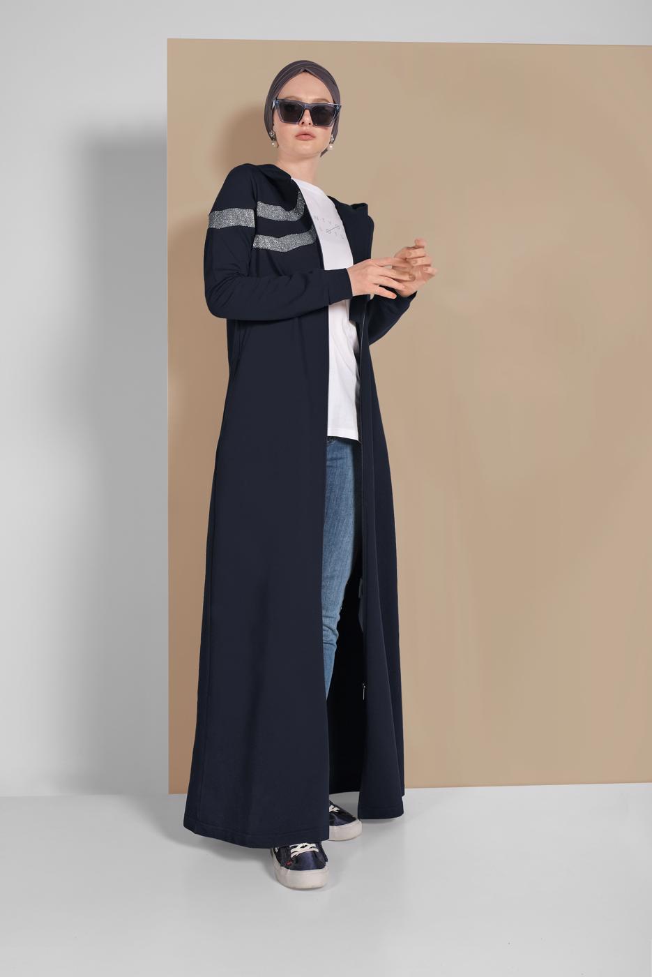 Tesettür giyim LACİVERT SİM DETAYLI KAPÜŞONLU BOYDAN FERMUARLI SPOR FERACE 1209 