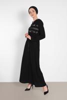 Tesettür giyim SİYAH ALVİNA BEL KISMI BÜZGÜLÜ PUL İŞLEMELİ FERACE 8327