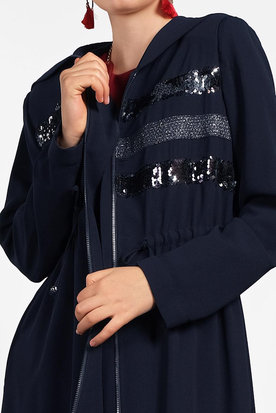 Tesettür giyim LACİVERT ALVİNA BEL KISMI BÜZGÜLÜ PUL İŞLEMELİ FERACE 8327