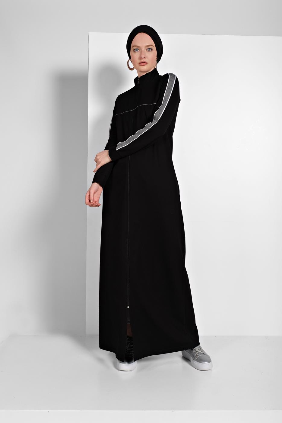 Tesettür giyim SİYAH FERMUARLI FERACE 8519