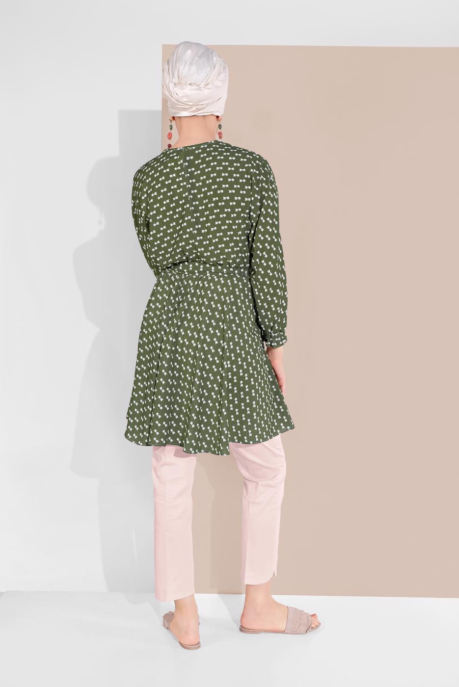 Tesettür giyim BEJ ALVİNA BİLEK KISMI YIRTMAÇLI PANTOLON 7575