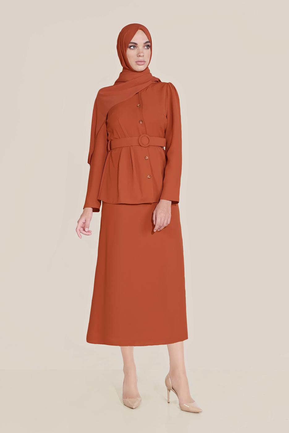 Tesettür giyim KAHVE ALVİNA BOYDAN DÜĞMELİ İKİLİ ETEKLİ TAKIM 40793 
