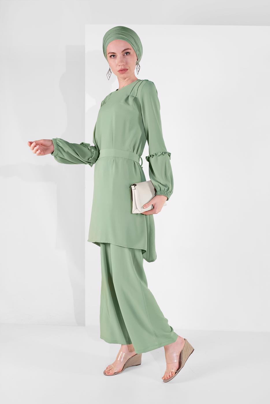 Tesettür giyim YEŞİL MANŞETLERİ LASTİKLİ BELİ KUŞAKLI PANTOLONLU TAKIM 1161-1 