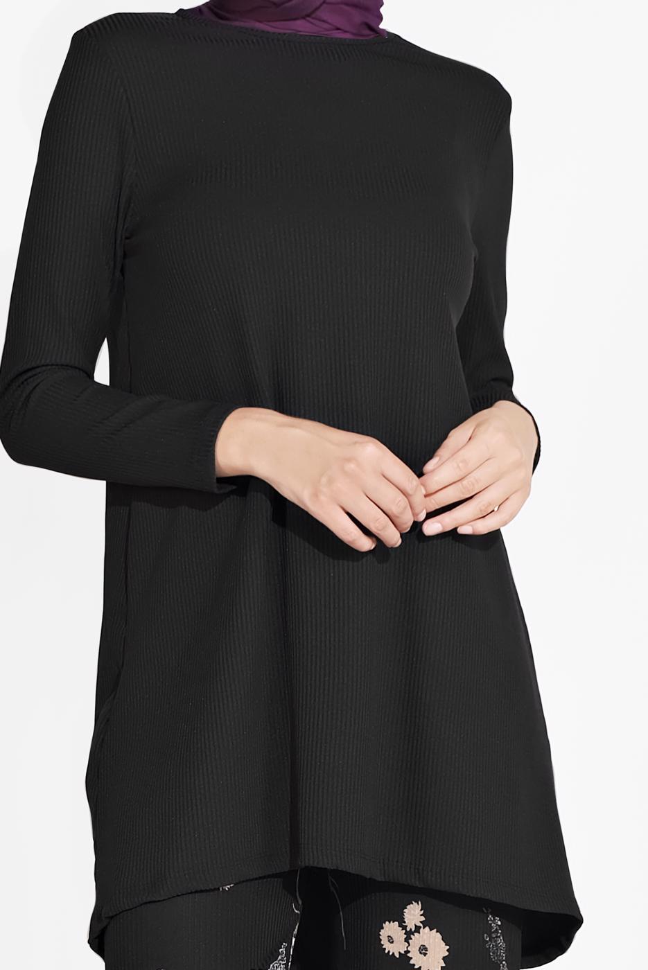 Tesettür giyim SİYAH FİTİLLİ ÇİÇEKLİ PANTOLONLU TAKIM 5716-1