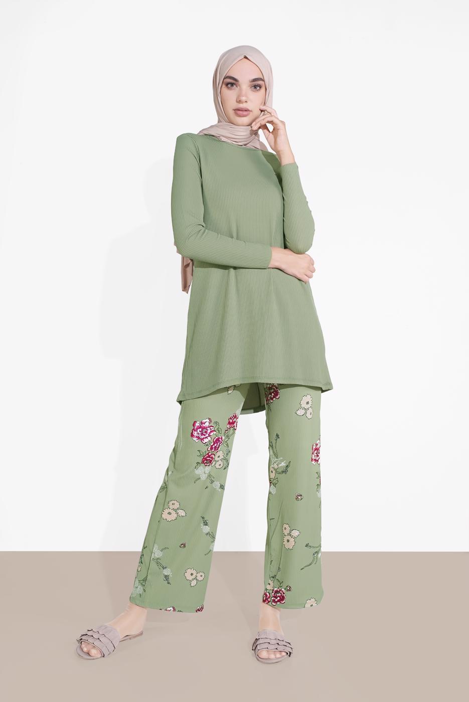 Tesettür giyim HAKİ FİTİLLİ ÇİÇEKLİ PANTOLONLU TAKIM 5716-1