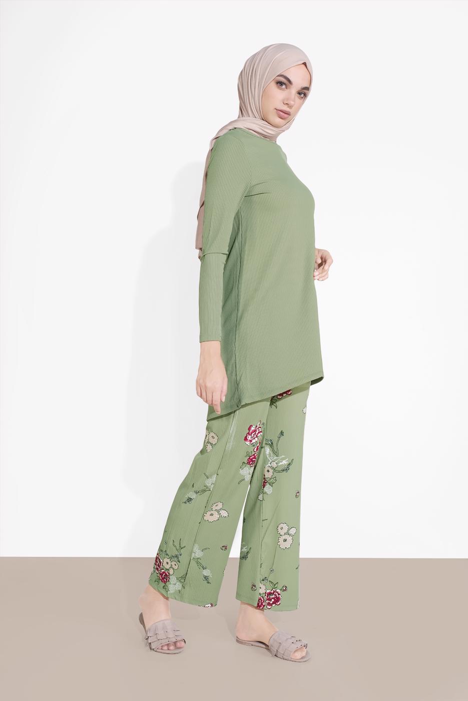 Tesettür giyim HAKİ FİTİLLİ ÇİÇEKLİ PANTOLONLU TAKIM 5716-1