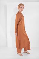 Tesettür giyim KAHVE BOYDAN DÜĞMELİ PANTOLONLU TAKIM  78108 