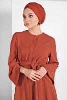 Vêtements hijab BRUN COSTUME À FLUIDE AVEC CEINTURE 0002 