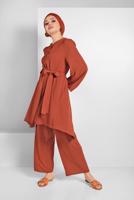 Vêtements hijab BRUN COSTUME À FLUIDE AVEC CEINTURE 0002 
