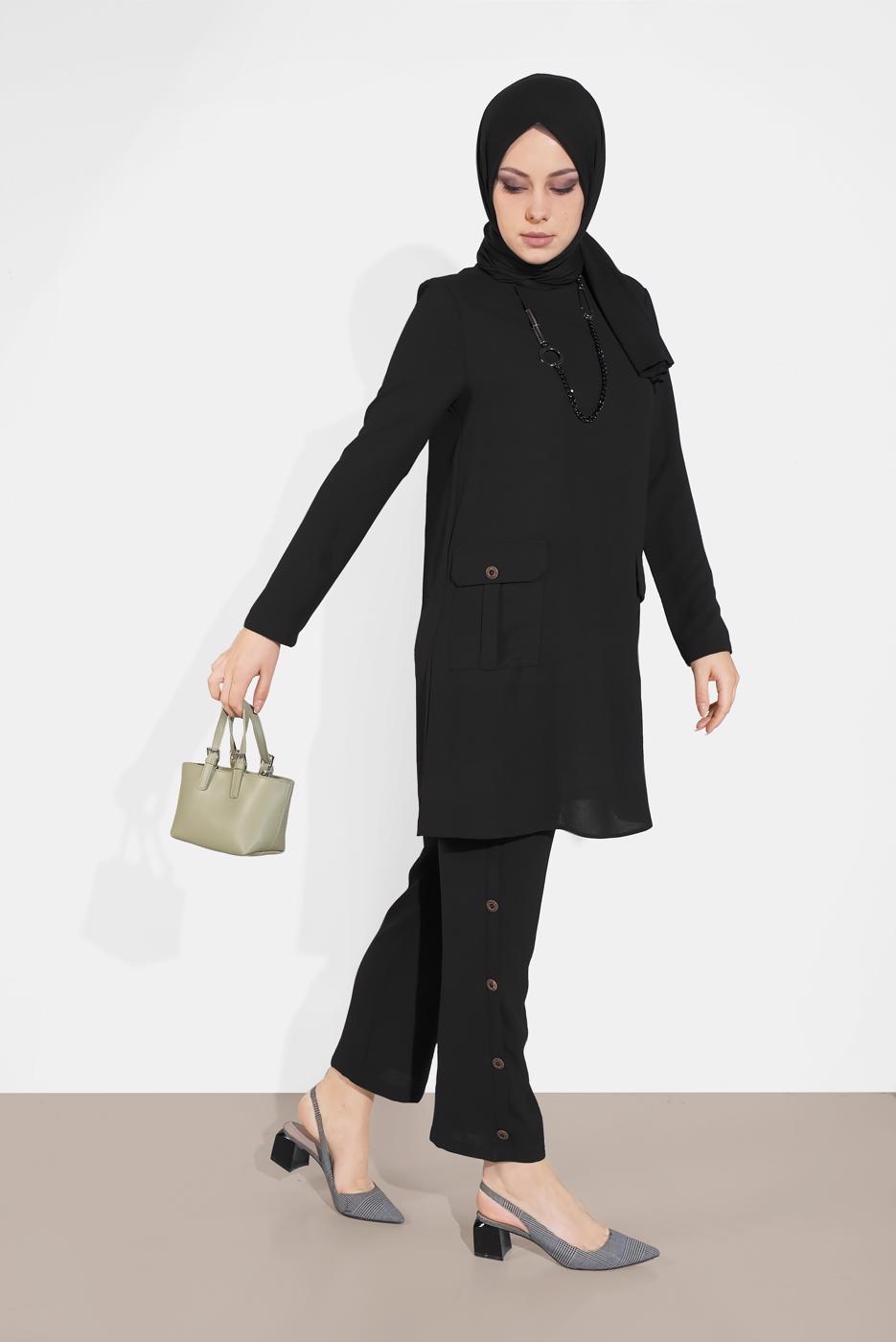 Tesettür giyim SİYAH DÜĞMELİ CEPLİ PANTOLONLU TAKIM 0555
