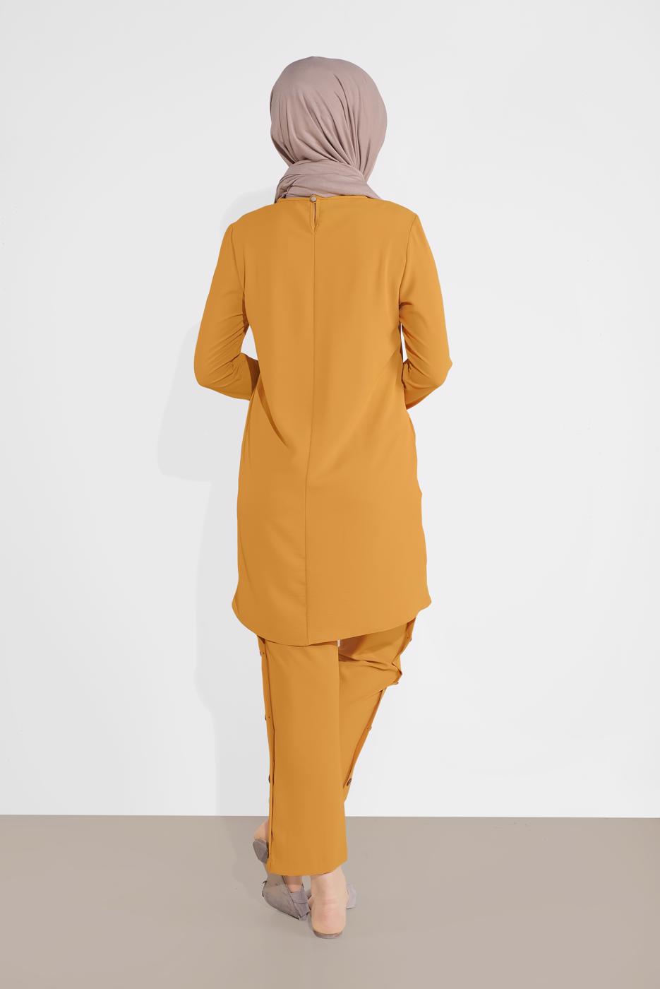 Tesettür giyim TURUNCU DÜĞMELİ CEPLİ PANTOLONLU TAKIM 0555