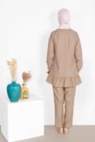 Tesettür giyim BEJ ETEK UCU BÜZGÜLÜ PANTOLONLU TAKIM  936 