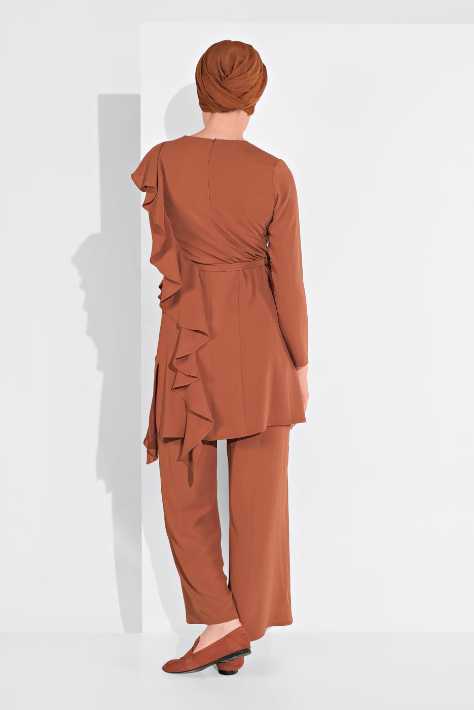 Tesettür giyim KAHVE FIRFIR DETAYLI 2&prime;Lİ PANTOLONLU TAKIM 1002