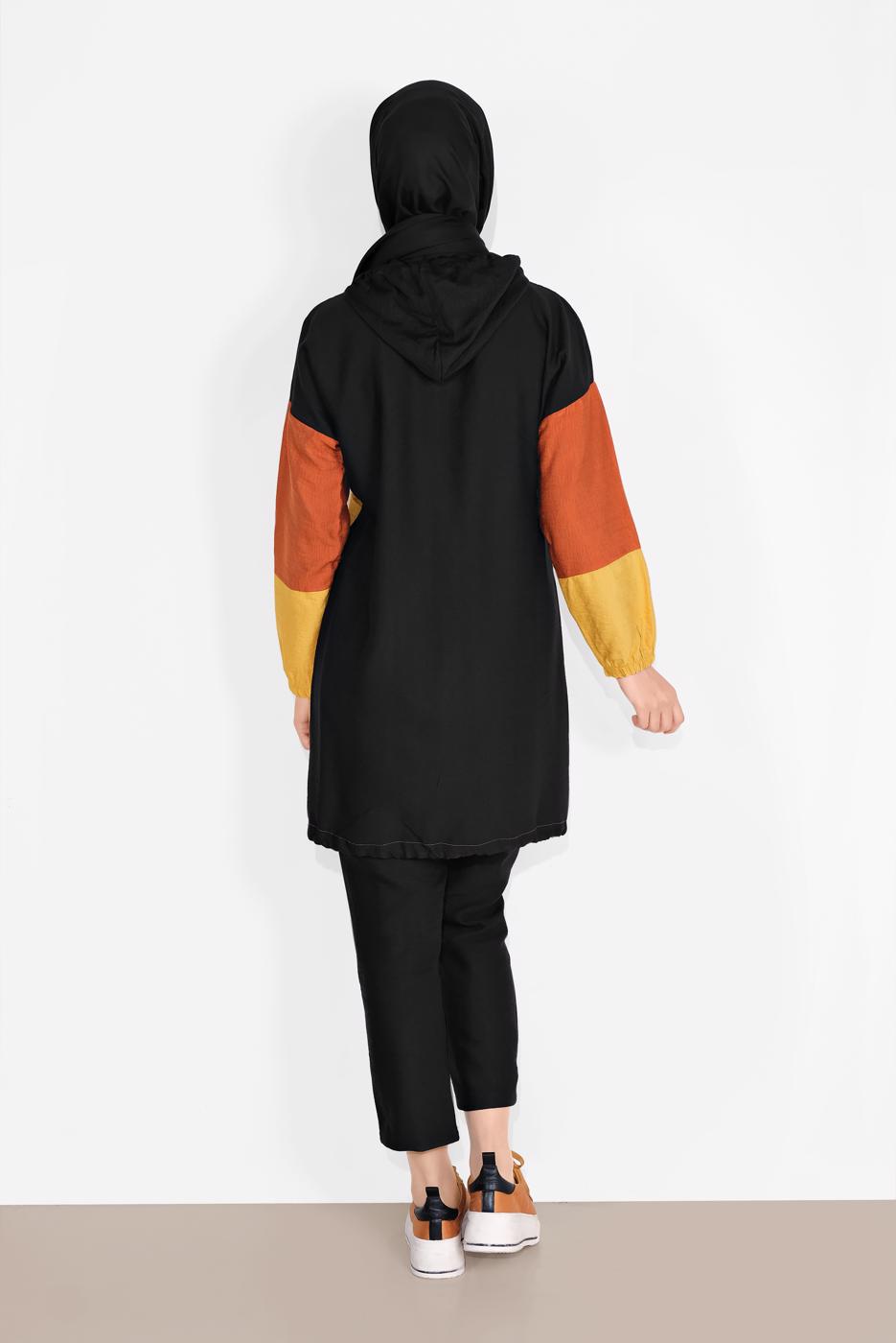 Tesettür giyim SİYAH DÜĞMELİ KAPÜŞONLU PANTOLONLU TAKIM 1026 