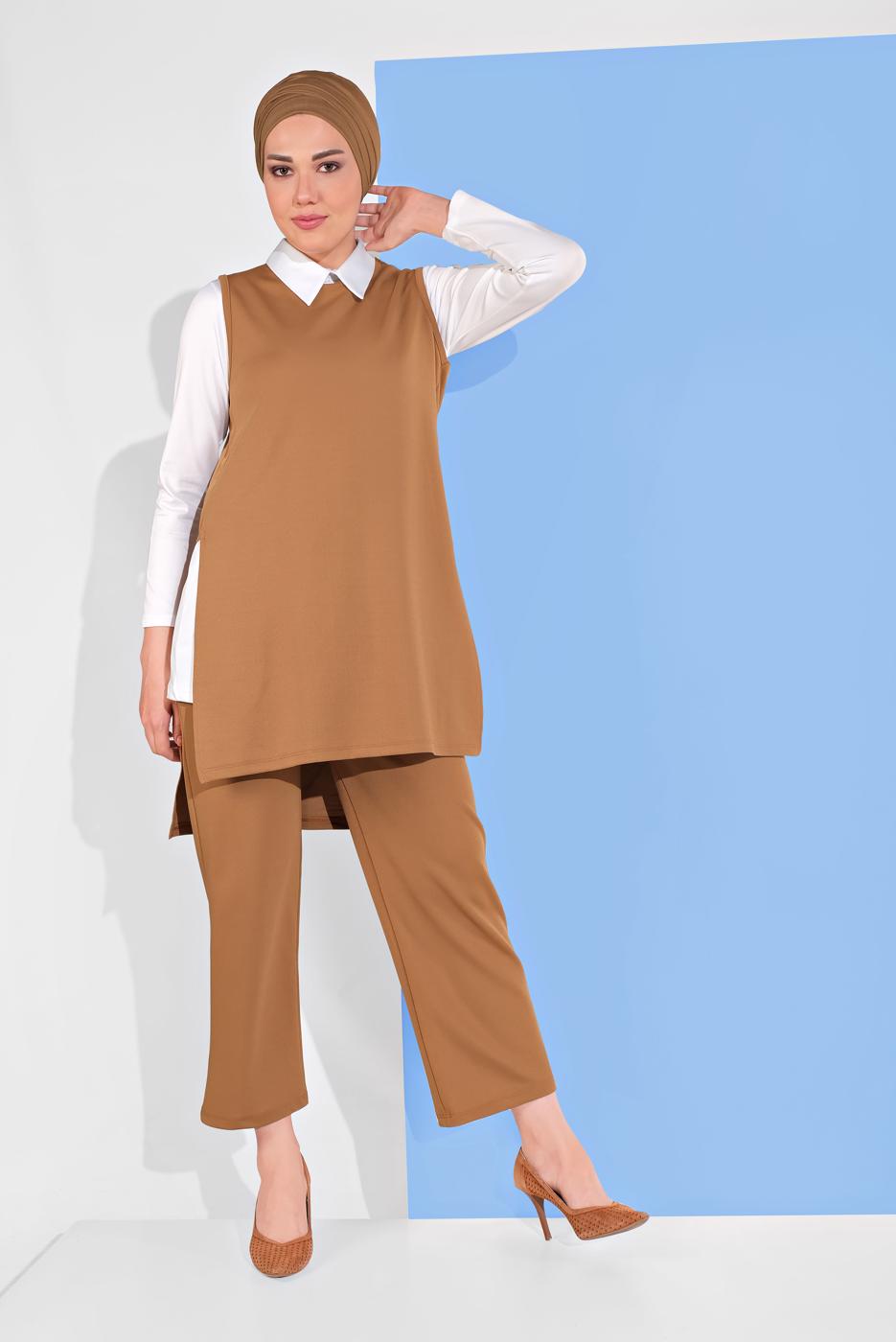 Tesettür giyim TABA YANDAN YIRTMAÇLI 3&prime;LÜ PANTOLONLU TAKIM 1405