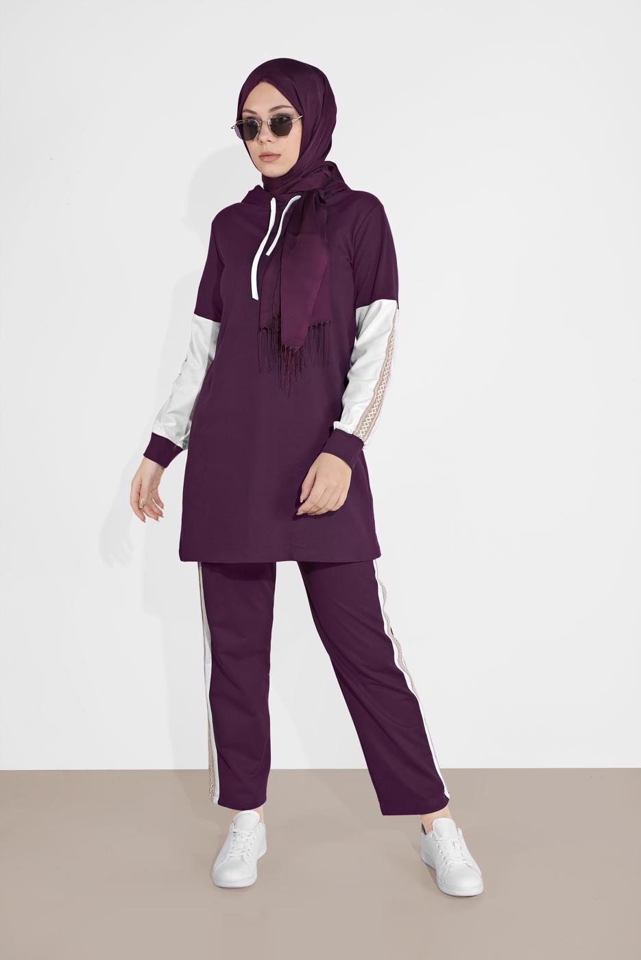 Tesettür giyim MOR KOLLARI ETNİK ŞERİT DESENLİ PANTOLONLU EŞOFMAN TAKIM 2026 