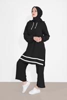 Tesettür giyim SİYAH MANŞETLERİ LASTİKLİ ŞERİT DETAYLI PANTOLONLU TAKIM 2120 