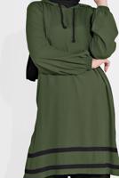 Tesettür giyim HAKİ MANŞETLERİ LASTİKLİ ŞERİT DETAYLI PANTOLONLU TAKIM 2120 