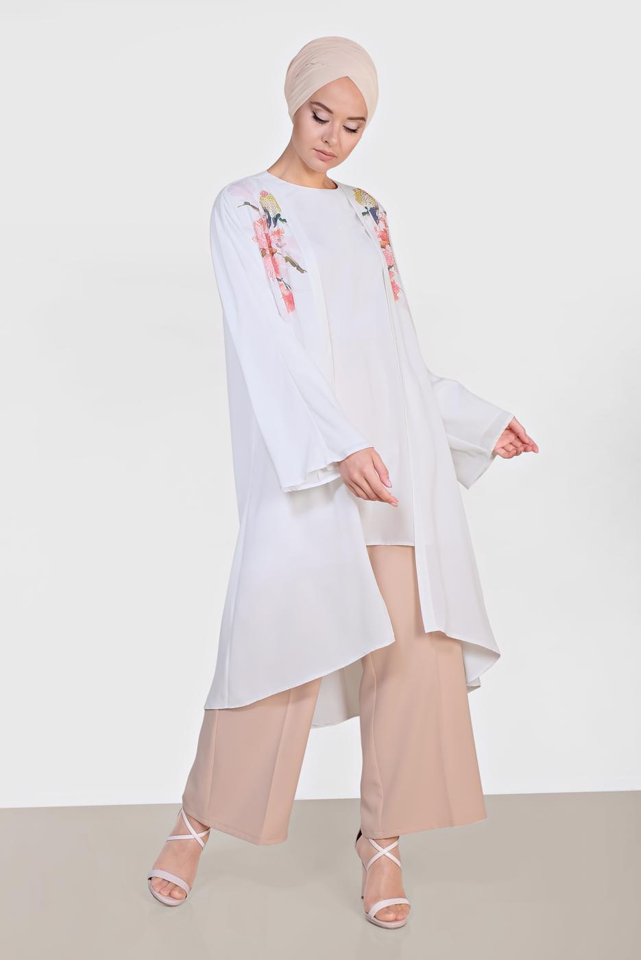 Tesettür giyim KREM ALVİNA ÇİÇEK DESENİ DETAYLI 3&prime;LÜ PANTLONLU TAKIM 3528