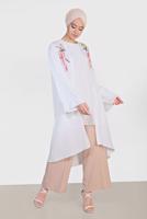 Tesettür giyim KREM ALVİNA ÇİÇEK DESENİ DETAYLI 3&prime;LÜ PANTLONLU TAKIM 3528