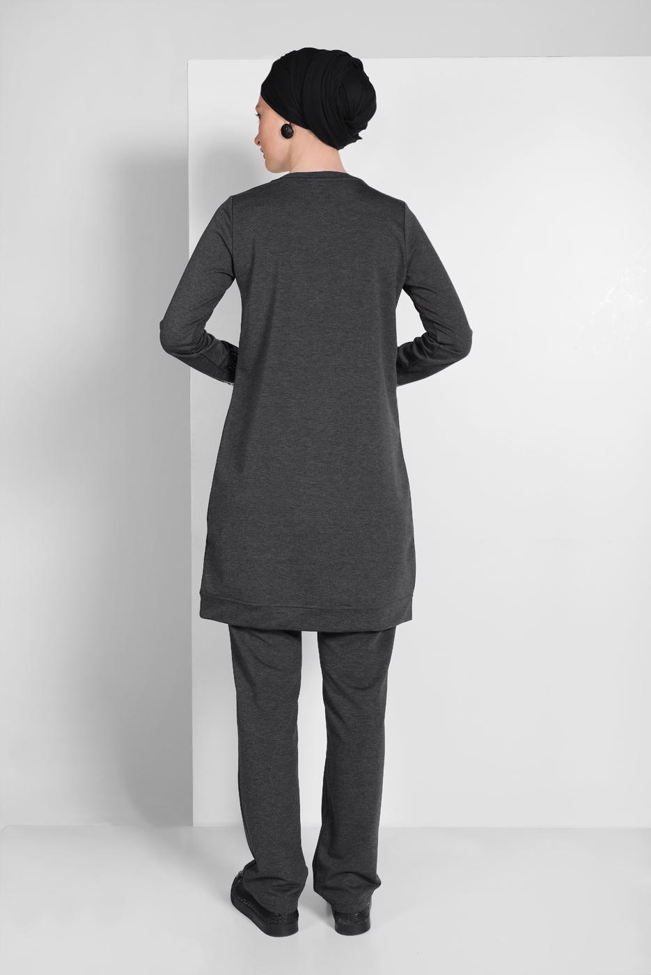 Tesettür giyim GRİ PAMUKLU TAŞ DETAYLI EŞOFMAN TAKIMI 3719