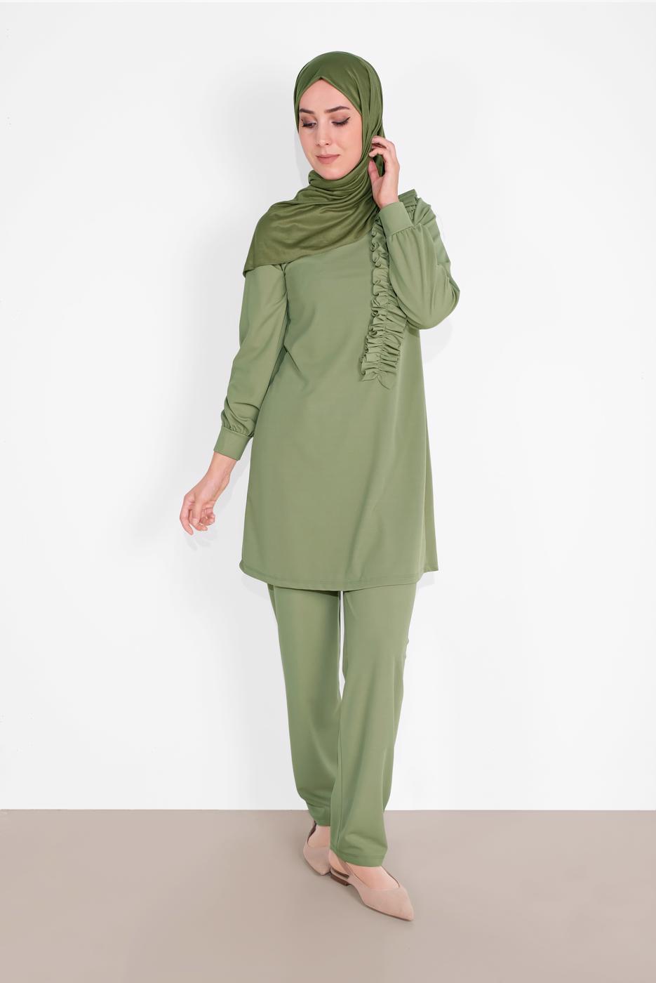 Tesettür giyim YEŞİL FIRFIR DETAYLI BİSİKLET YAKA  PANTOLONLU TAKIM 4026 